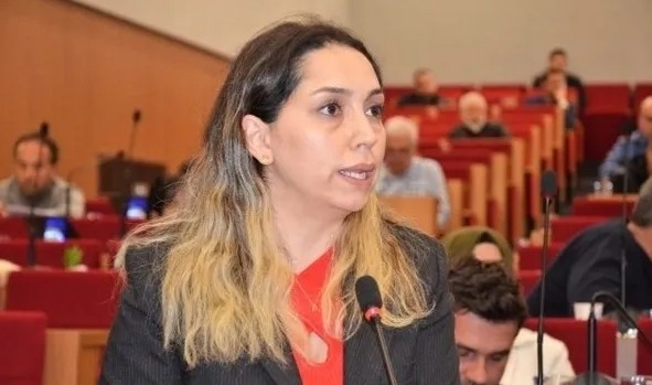 Buca Belediyesi'nde skandal! İşçi maaşlarını ödemedi, reklama 120 milyon lira ayırdı